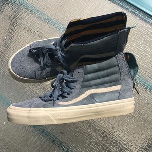 Vans | Hi Tops with zipper